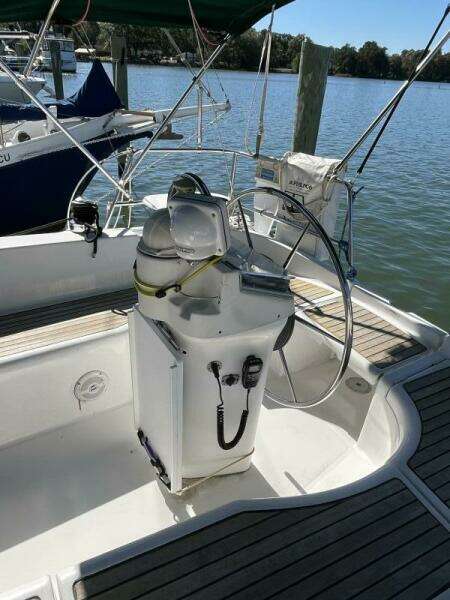 Dream 33ft Beneteau Yacht For Sale Dream 33ft Beneteau Yacht For Sale