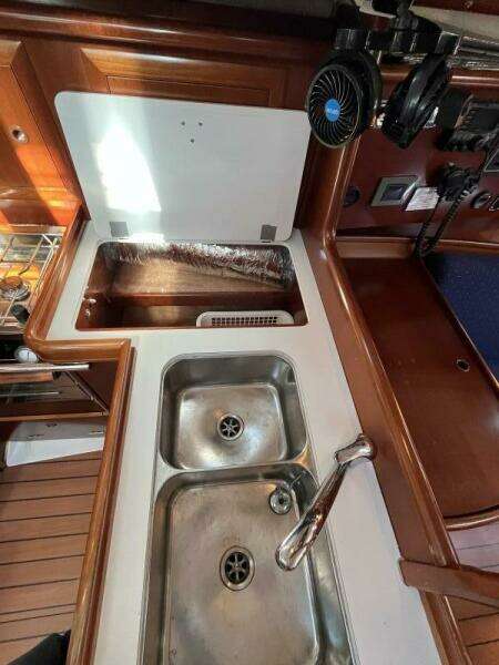 Dream 33ft Beneteau Yacht For Sale Dream 33ft Beneteau Yacht For Sale