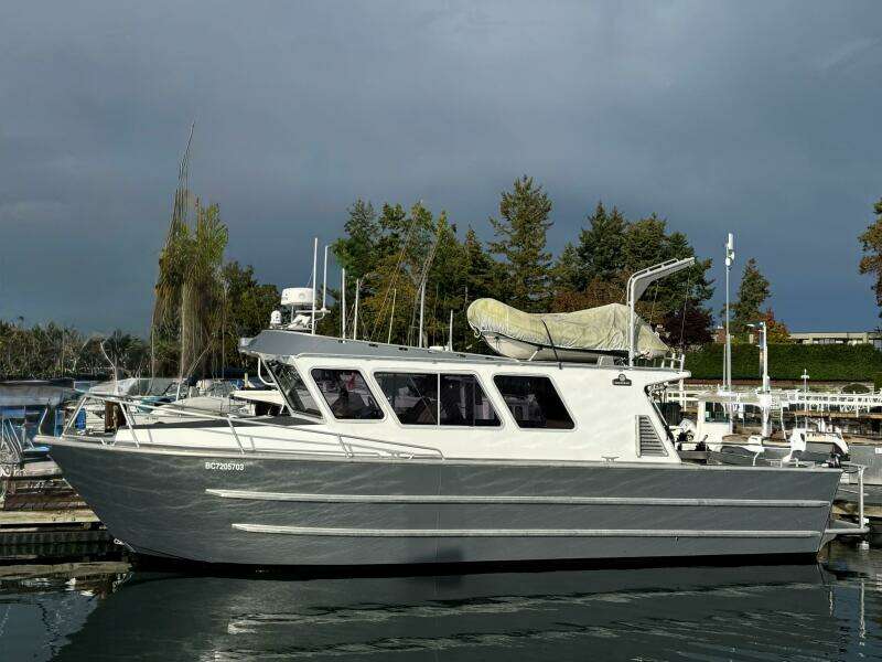 36ft EagleCraft Yacht For Sale