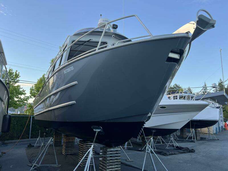 36ft EagleCraft Yacht For Sale