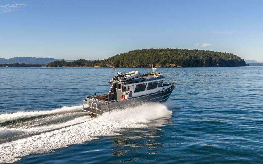 36ft EagleCraft Yacht For Sale