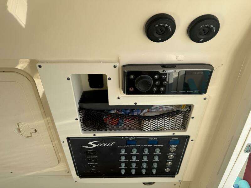 T T B Happy 32ft Scout Yacht For Sale