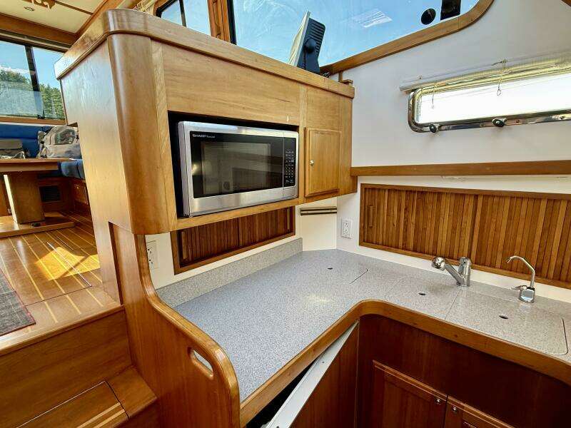 Lucky Chicklette 42ft Sabre Yacht For Sale
