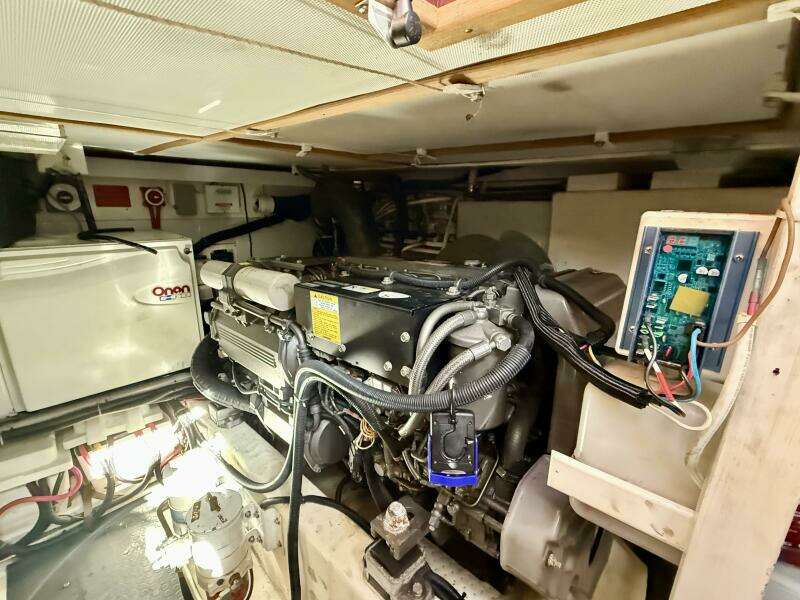 Lucky Chicklette 42ft Sabre Yacht For Sale