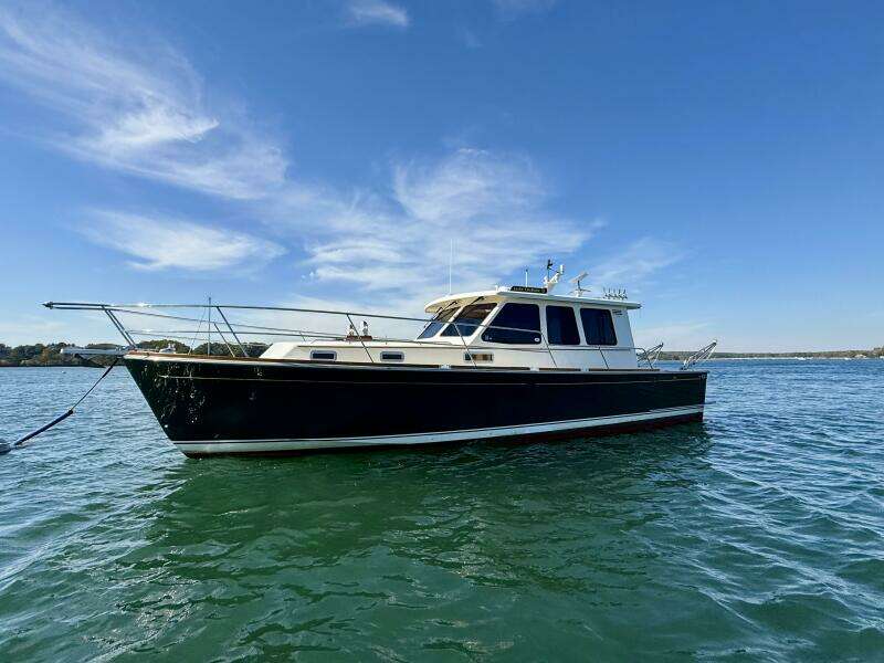 Lucky Chicklette 42ft Sabre Yacht For Sale