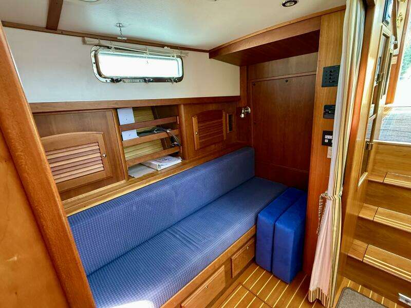 Lucky Chicklette 42ft Sabre Yacht For Sale