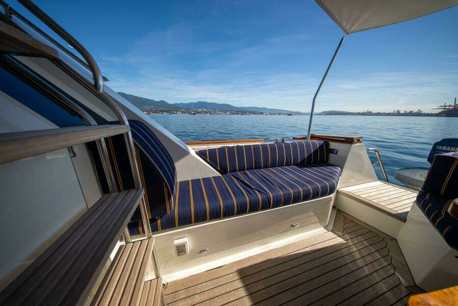 Bottom Line 73ft West Bay Yacht For Sale