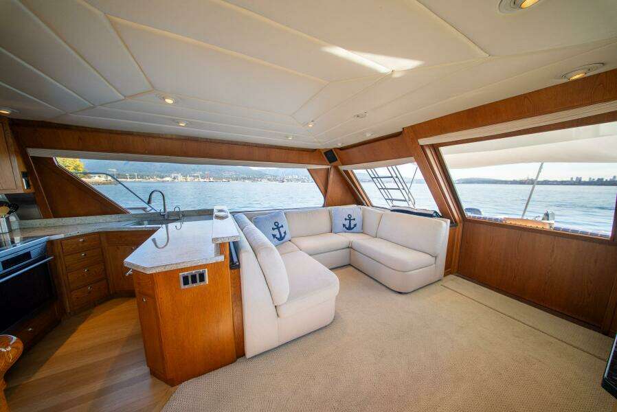 Bottom Line 73ft West Bay Yacht For Sale