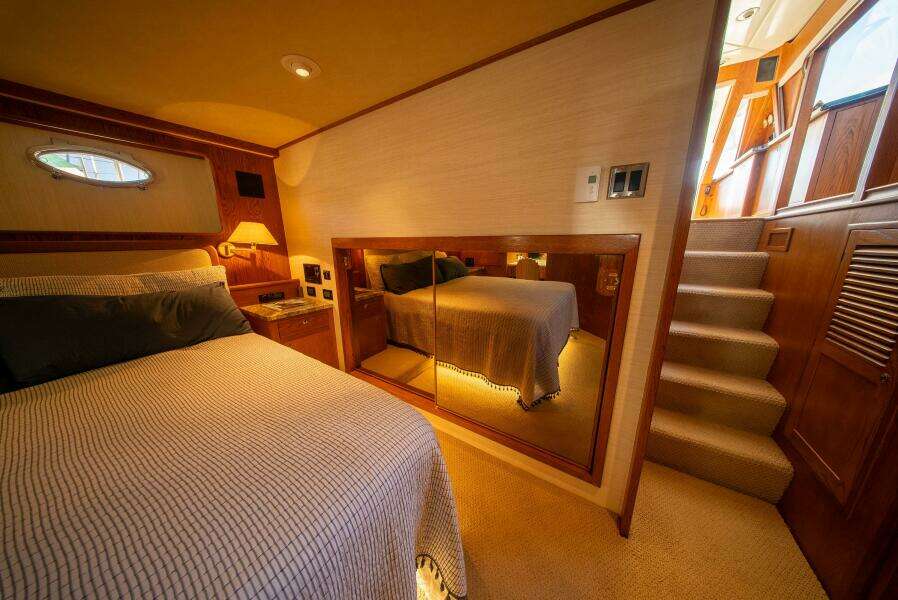 Bottom Line 73ft West Bay Yacht For Sale