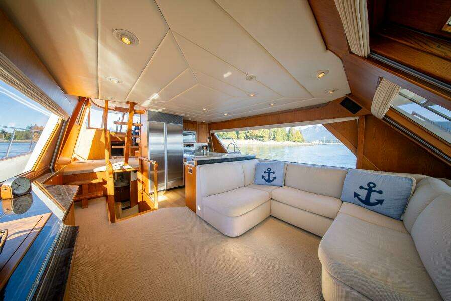 Bottom Line 73ft West Bay Yacht For Sale