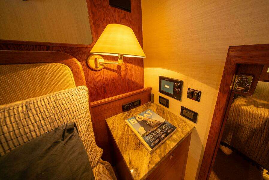 Bottom Line 73ft West Bay Yacht For Sale