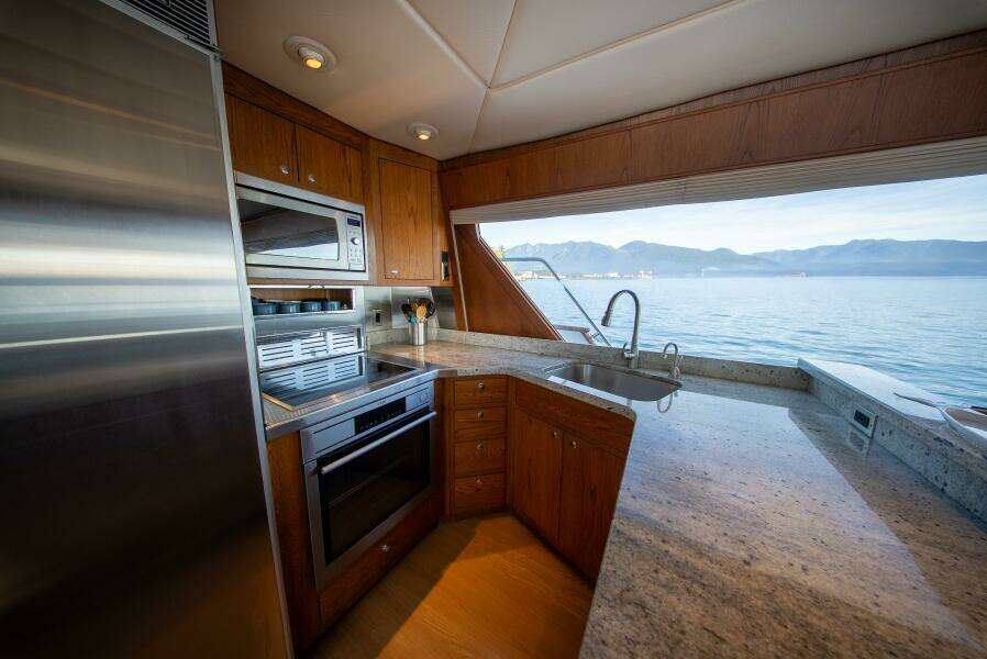 Bottom Line 73ft West Bay Yacht For Sale