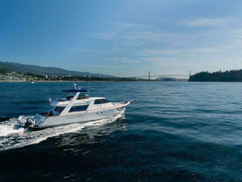 Bottom Line 73ft West Bay Yacht For Sale