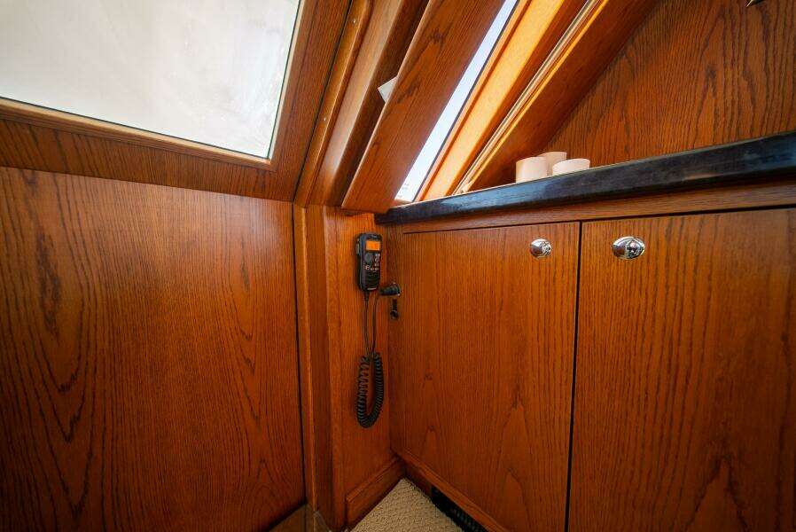 Bottom Line 73ft West Bay Yacht For Sale