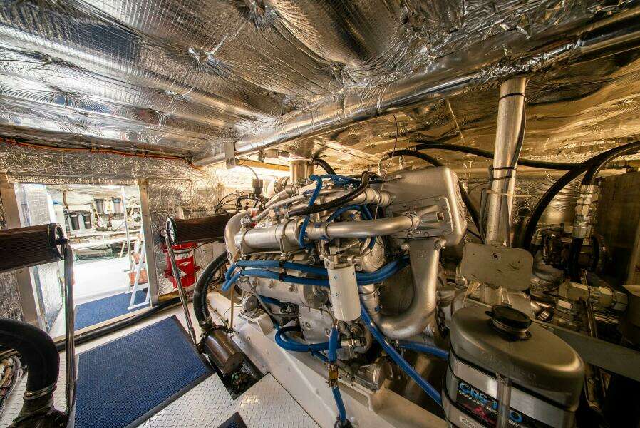 Bottom Line 73ft West Bay Yacht For Sale