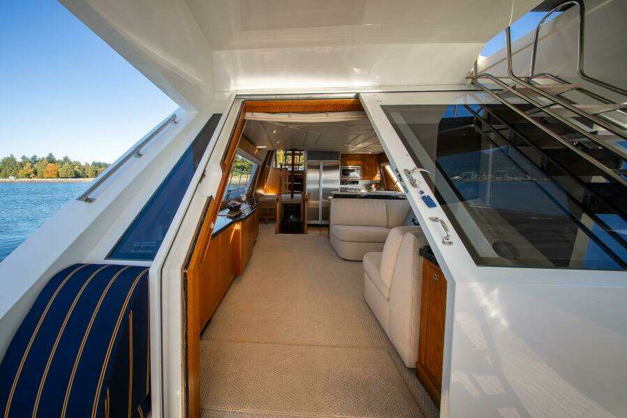 Bottom Line 73ft West Bay Yacht For Sale
