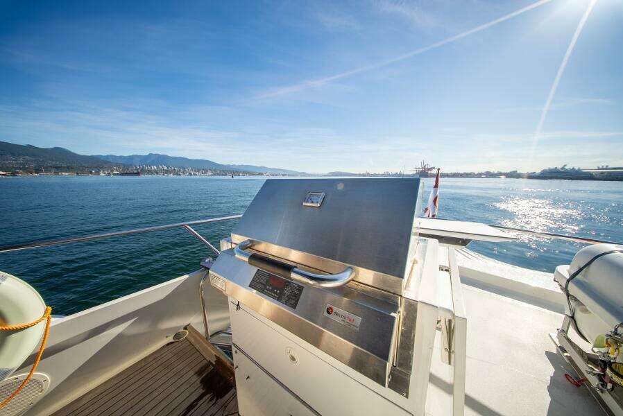 Bottom Line 73ft West Bay Yacht For Sale