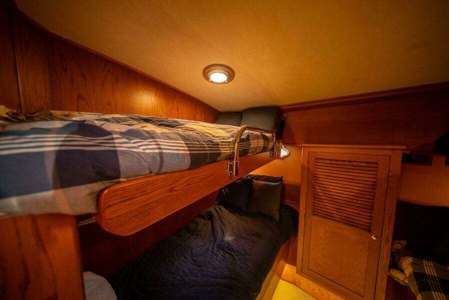 Bottom Line 73ft West Bay Yacht For Sale