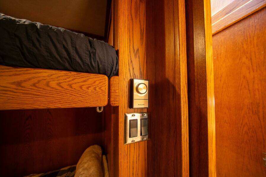 Bottom Line 73ft West Bay Yacht For Sale