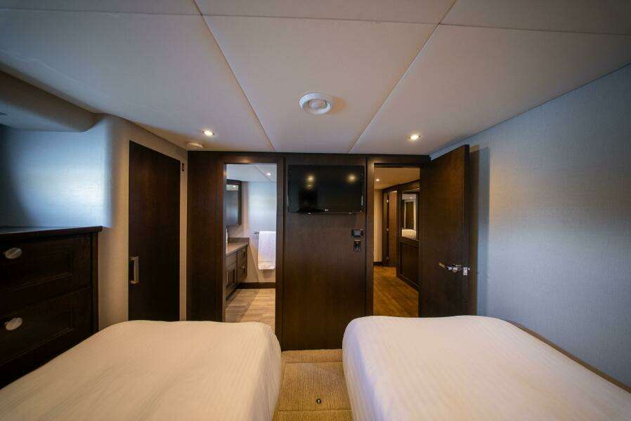 ENCORE 120ft Crescent Yacht For Sale
