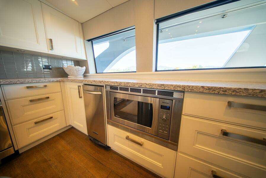 ENCORE 120ft Crescent Yacht For Sale
