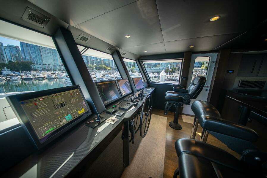 ENCORE 120ft Crescent Yacht For Sale