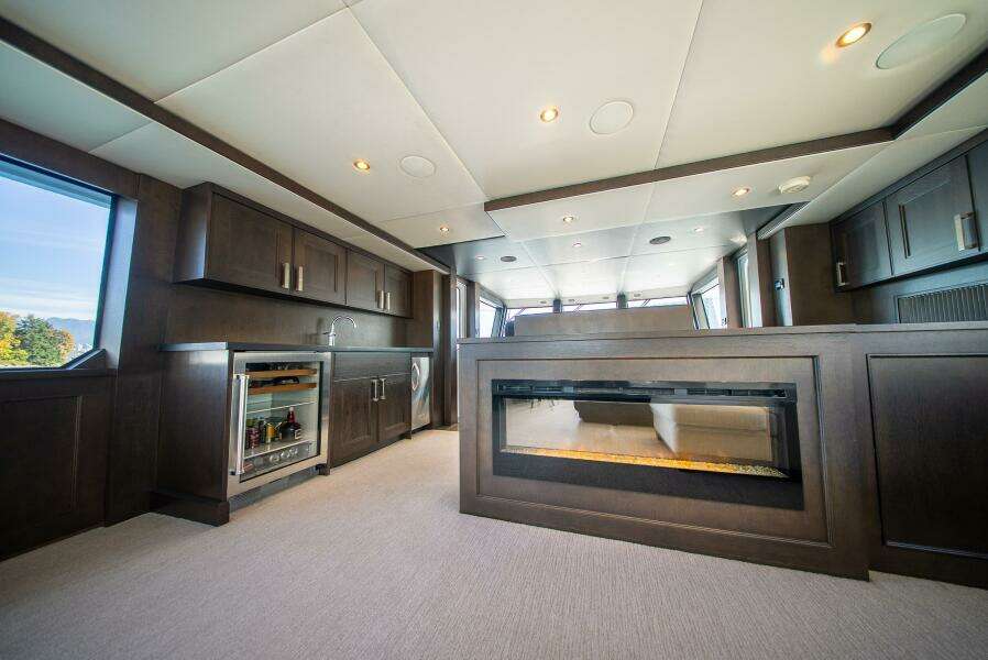 ENCORE 120ft Crescent Yacht For Sale