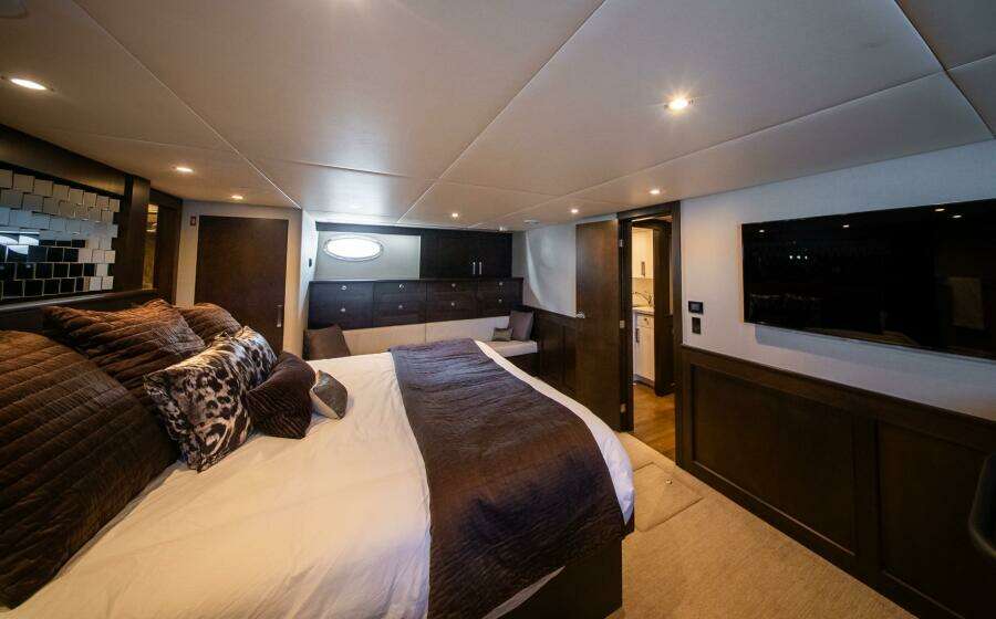 ENCORE 120ft Crescent Yacht For Sale