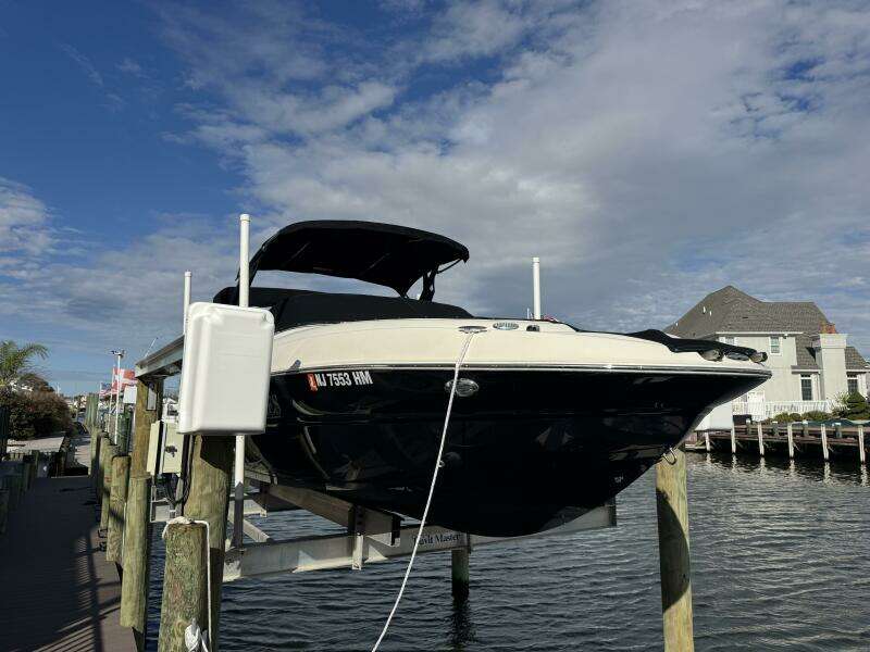 23ft Stingray Yacht For Sale
