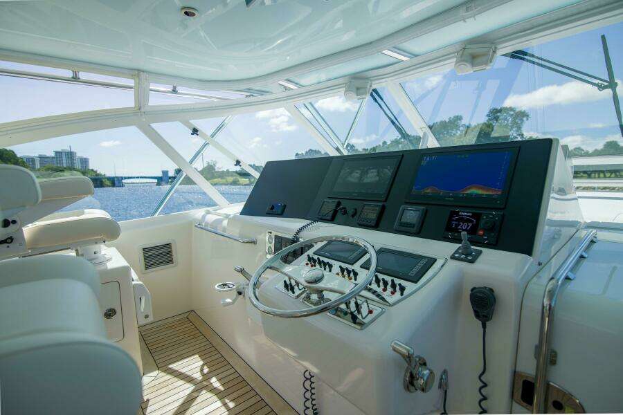 Helm Station