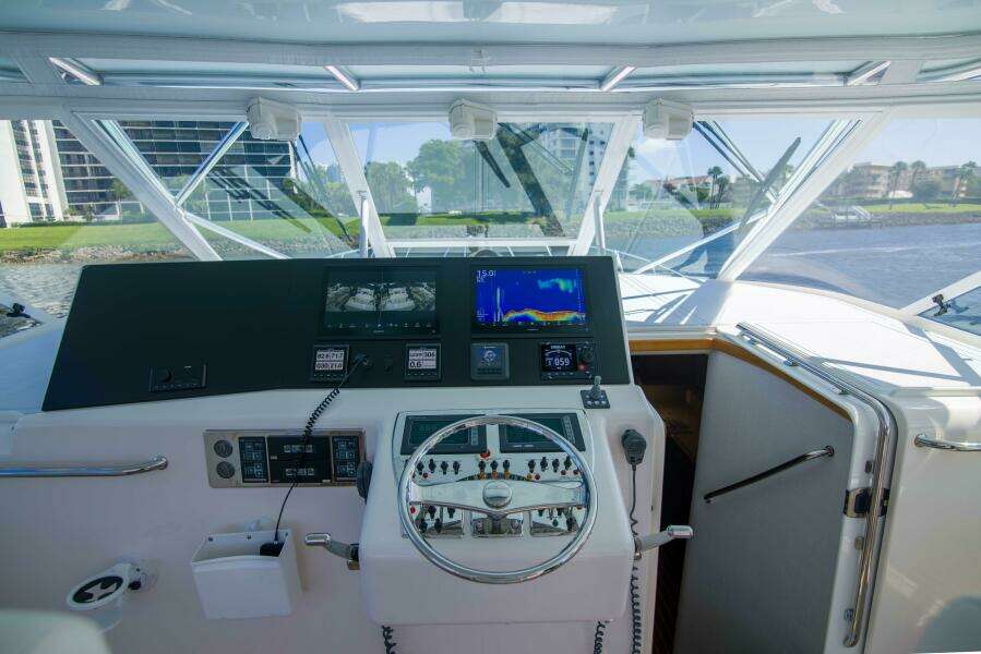 Helm Station