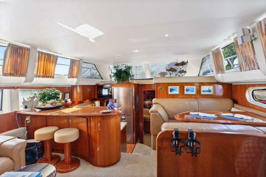 Noahgenda 46ft Carver Yacht For Sale