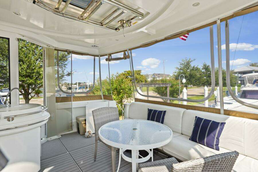 Noahgenda 46ft Carver Yacht For Sale