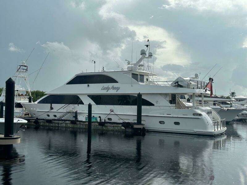 LUCKY PENNY 94ft Hargrave Yacht For Sale LUCKY PENNY 94ft Hargrave Yacht For Sale