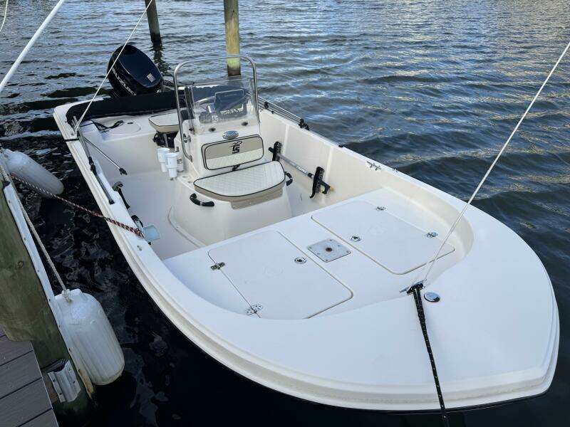 16ft Carolina Skiff Yacht For Sale