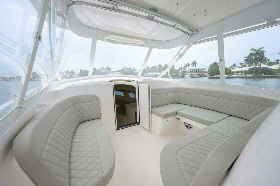 Bow Seating