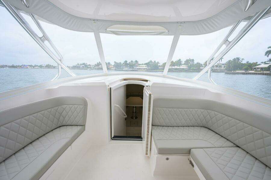 Bow Seating