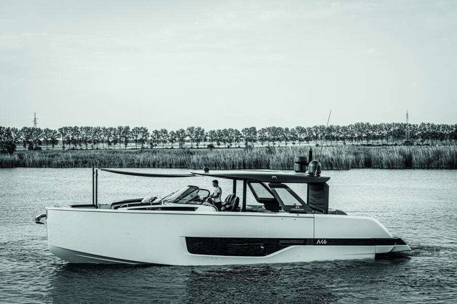 47ft Cranchi Yacht For Sale