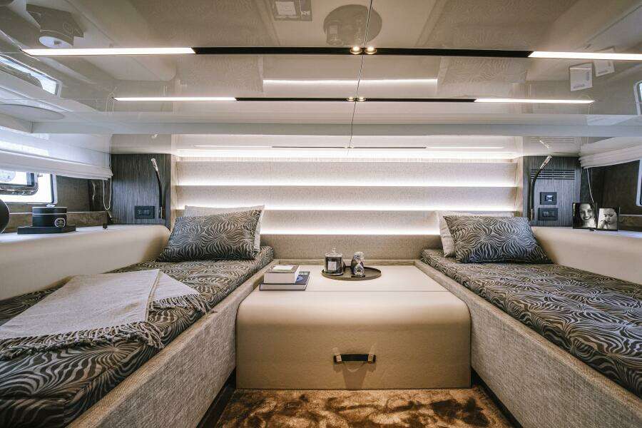 47ft Cranchi Yacht For Sale