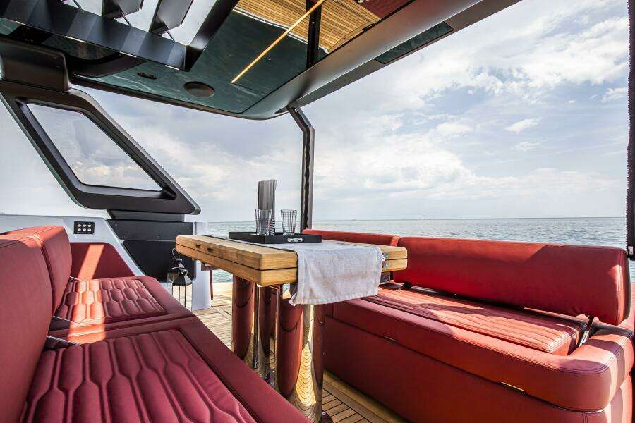47ft Cranchi Yacht For Sale