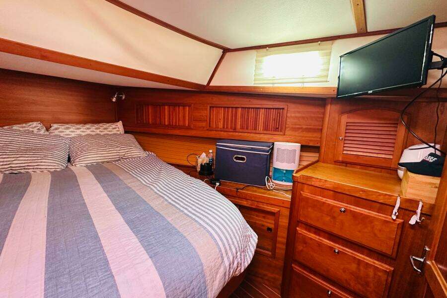 No Rush 42ft Sabre Yacht For Sale