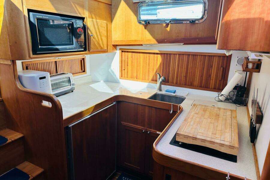 No Rush 42ft Sabre Yacht For Sale