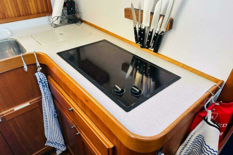 No Rush 42ft Sabre Yacht For Sale