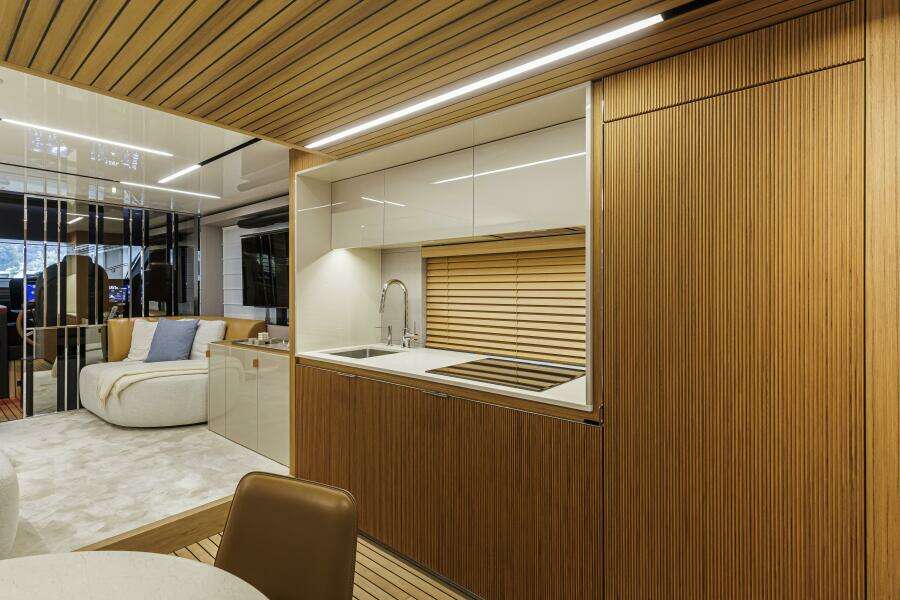 66ft Cranchi Yacht For Sale