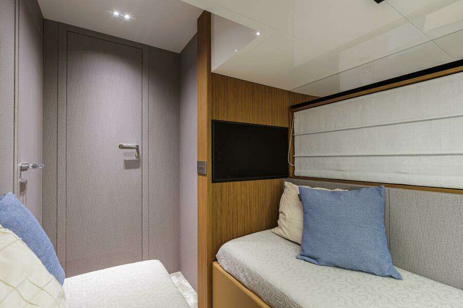 66ft Cranchi Yacht For Sale
