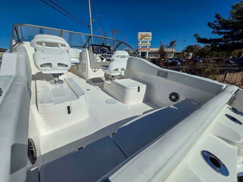 22ft Sea Fox Yacht For Sale