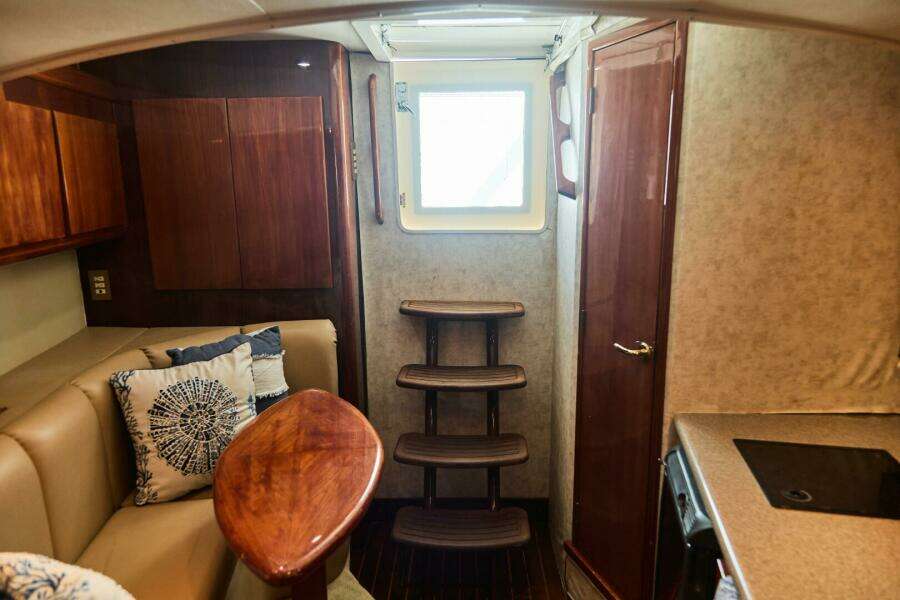 35ft Egg Harbor Yacht For Sale