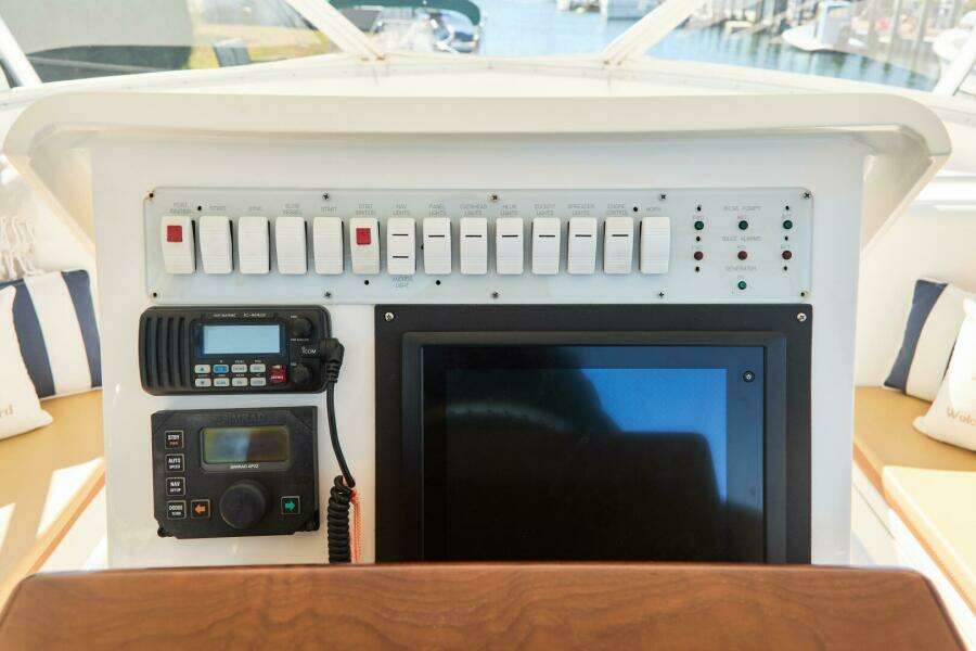 35ft Egg Harbor Yacht For Sale