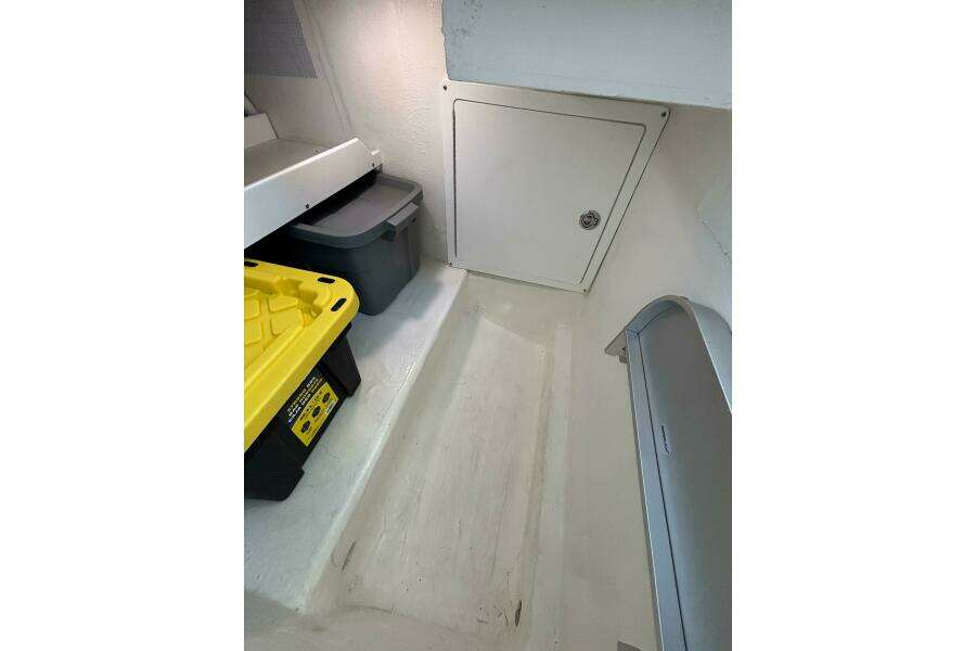Luna 37ft Back Cove Yacht For Sale