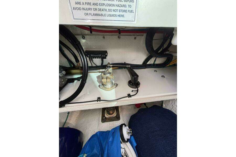 Luna 37ft Back Cove Yacht For Sale